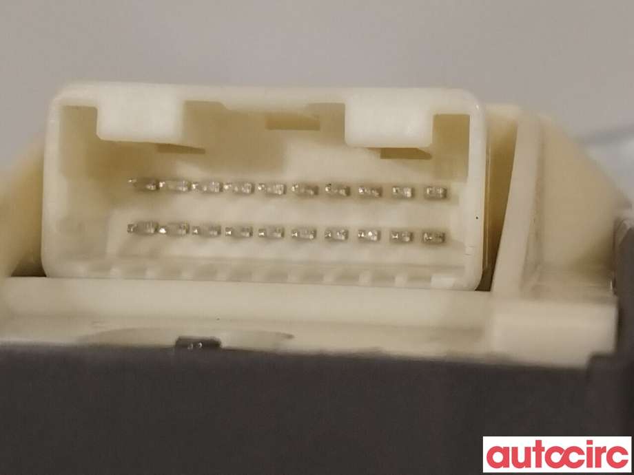 Bryter ruteheis til Toyota Auris 2013-2015 (Type II, Fase 1)  (TOYOTA|8404002120)