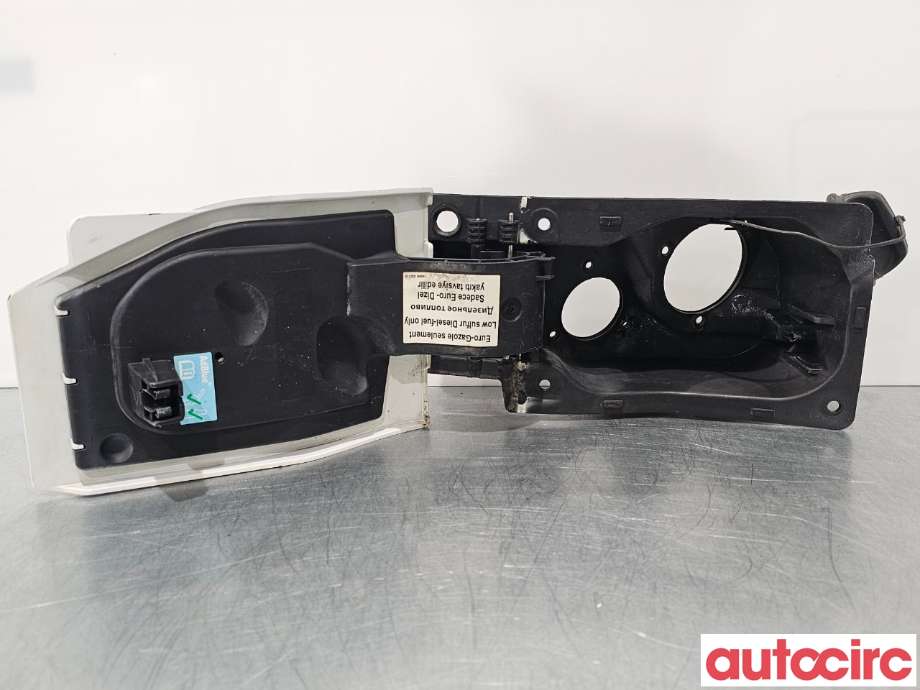 Tanklokk til Opel Vivaro B 2014-2019  (OPEL|93457385)