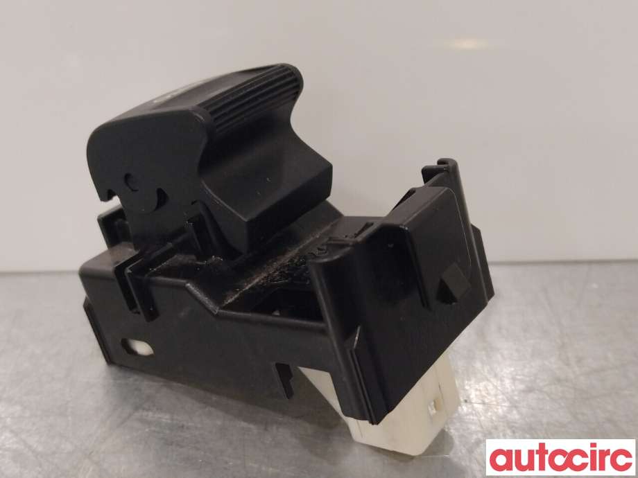 Bryter ruteheis til Toyota Auris 2013-2015 (Type II, Fase 1)  (TOYOTA|8481002140|)