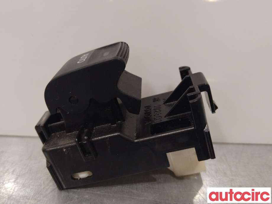 Bryter ruteheis til Toyota Auris 2013-2015 (Type II, Fase 1) (TOYOTA|8481002140|)
