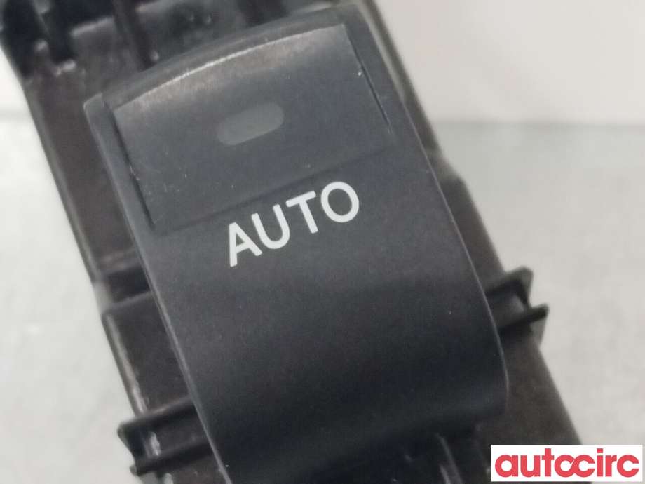 Bryter ruteheis til Toyota Auris 2013-2015 (Type II, Fase 1) (TOYOTA|8481002140|)