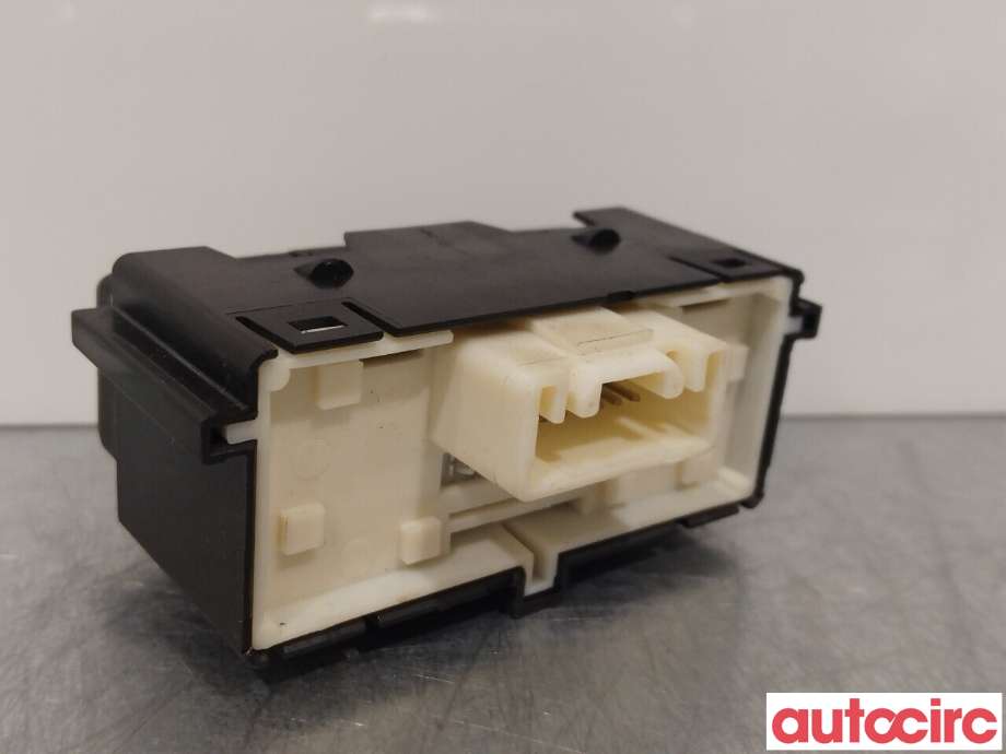 Bryter diverse til Toyota Auris 2013-2015 (Type II, Fase 1)  (TOYOTA|8497002060||84970-02060)
