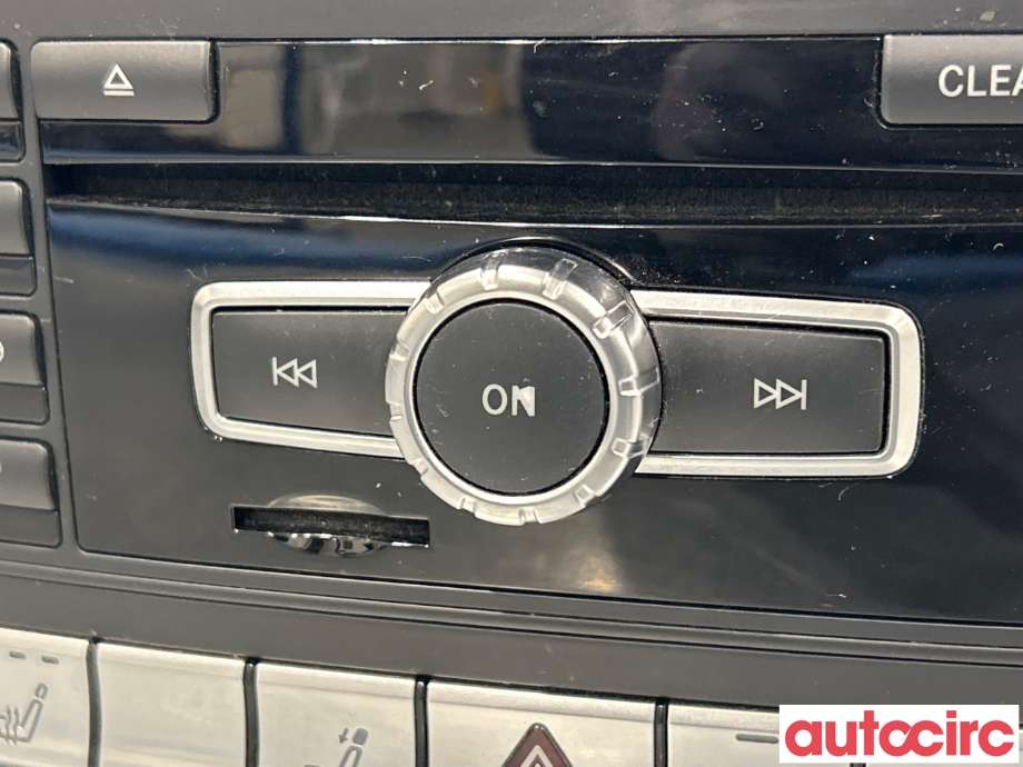 Bilstereo navigasjon til Mercedes E-Klasse 2013-2016 (Fase 2) (W212) (W212) (MERCEDES|A2129004829|A2129005327)