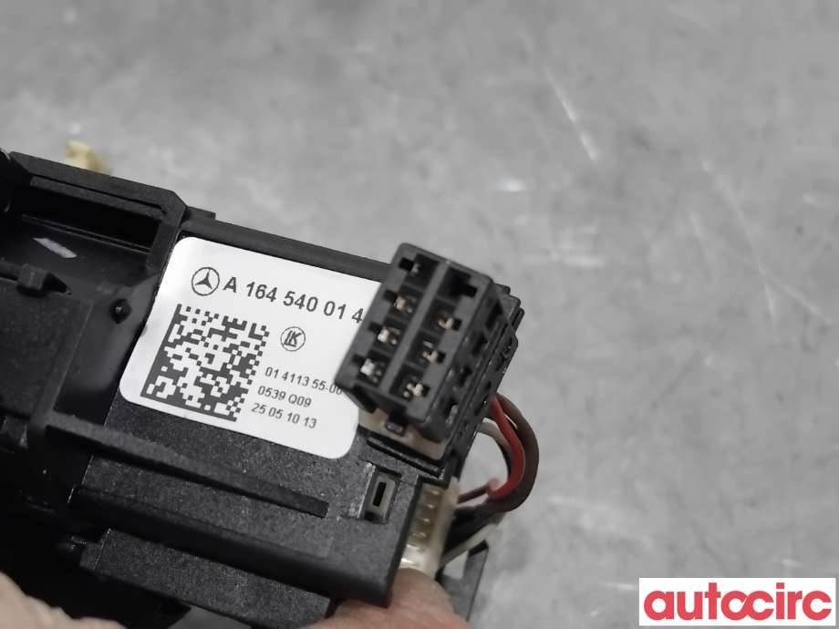 Bryter lys til Mercedes GL 2006-2012 (X164) (X164) (MERCEDES|A1645400144|01411355-06)