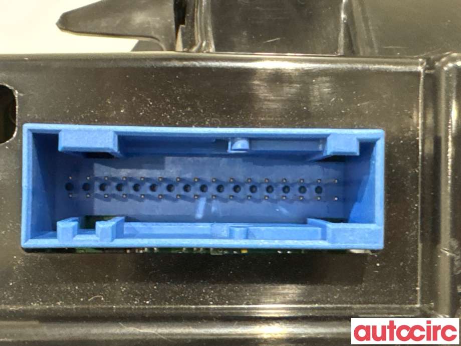 Instrumentpanel til Porsche Panamera 2009-2017 (Type I) (970) (970) (PORSCHE|97064115409||97064115406)