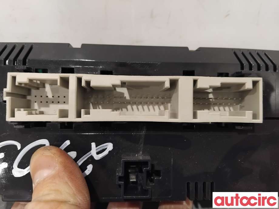 Varmeapparat betjening til Mercedes GL 2006-2012 (X164) (X164) (MERCEDES|A2519000001|5HB964914-51|A2519063300)