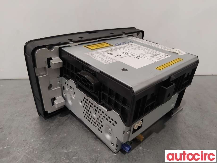 Bilstereo navigasjon til Mercedes GL 2006-2012 (X164) (X164) (MERCEDES|A1649063400|BD0831|A1649007001)