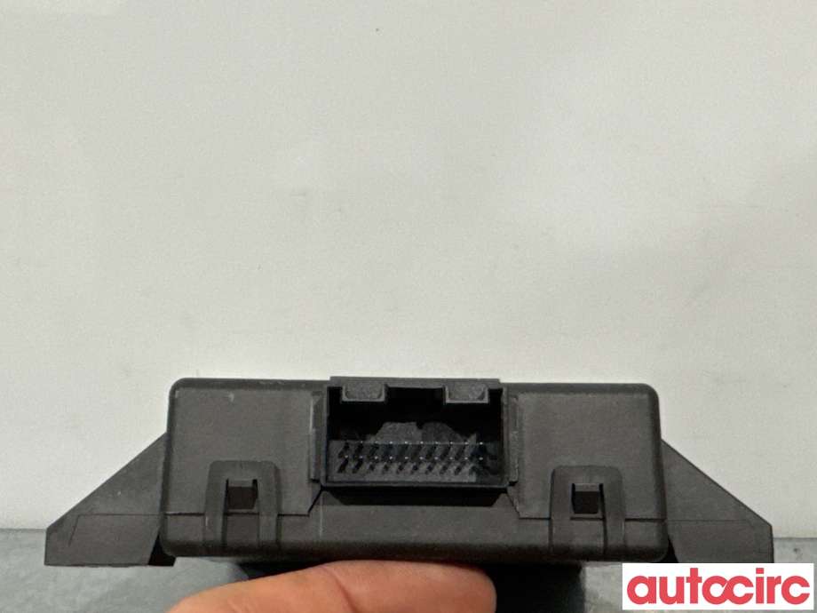 Diverse deler til Porsche Panamera 2009-2017 (Type I) (970) (970) (PORSCHE|97061811517||97061811511)