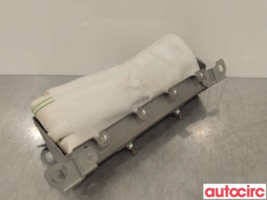 Airbag kne til Toyota Auris 2013-2015 (Type II, Fase 1) (TOYOTA|7390002050C0|)