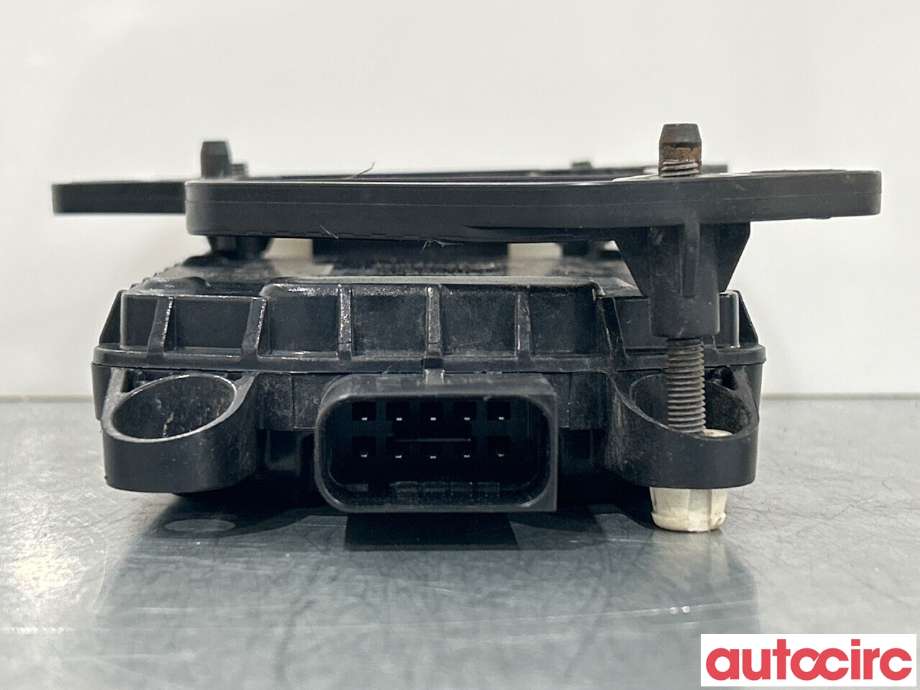 Sensor radar til Peugeot 5008 2017-->> (Type II)  (PEUGEOT|1646636180|9829009680)