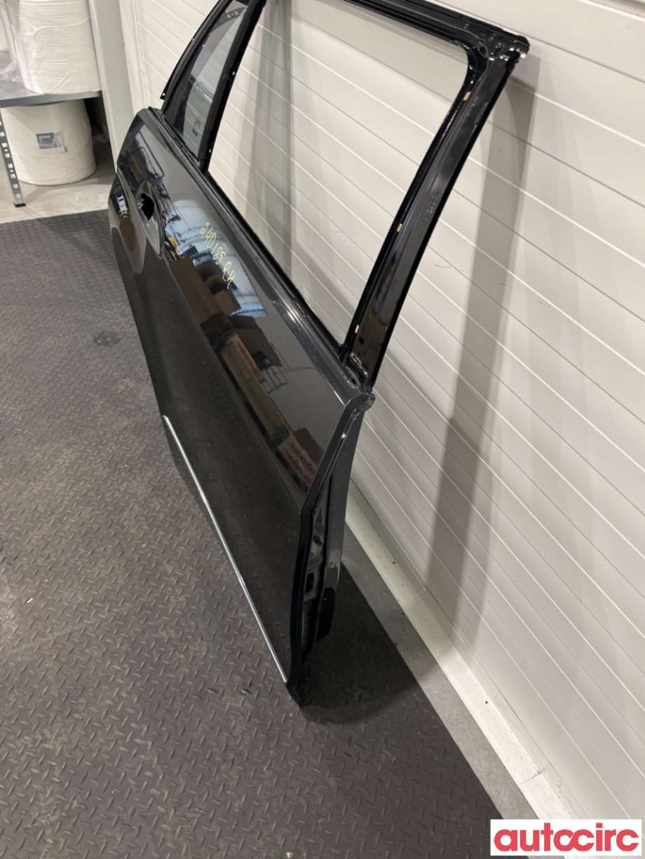 Dør høyre bak til Mercedes E-Klasse 2009-2013 (Fase 1) (W212) (W212) (MERCEDES|A2127300405|)