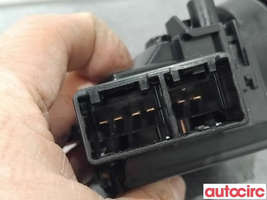 Bryter visker til Toyota Hilux 2006-2011  (TOYOTA|8465206220||06220)