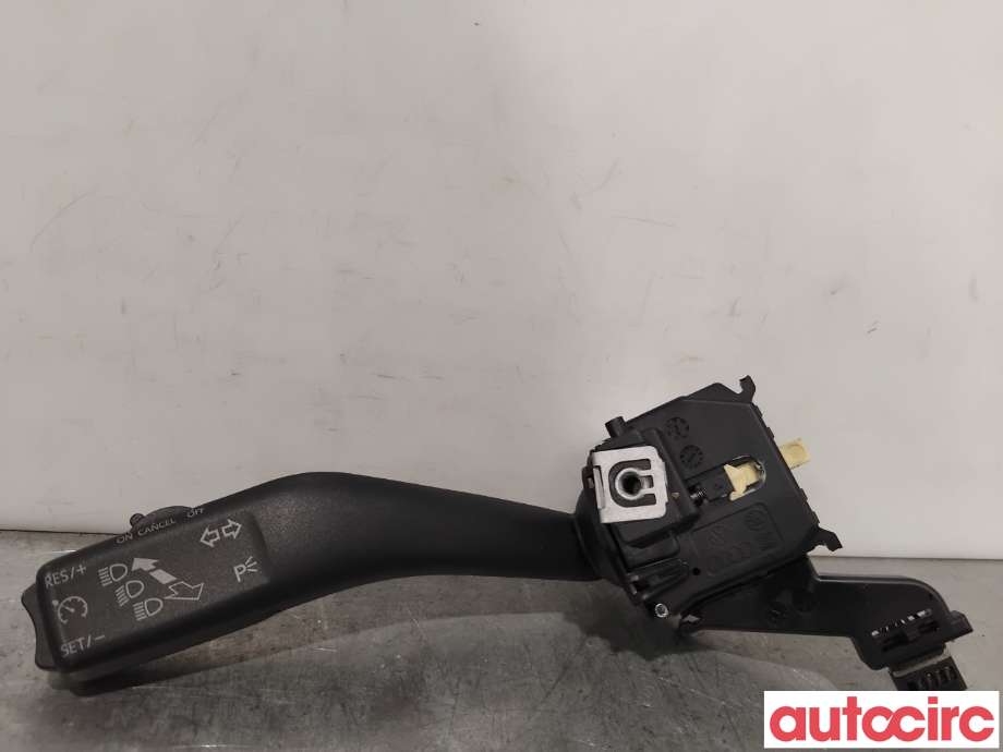 Bryter blink til VW Scirocco, 2008-2013  (VOLKSWAGEN|1K0953513G)