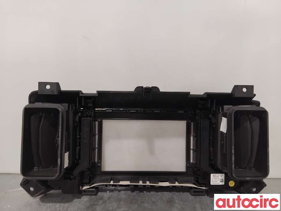 Innredning diverse til Toyota Proace 2016-->> (Type II)  (TOYOTA|SU001A577|35260401|98081732ZD)