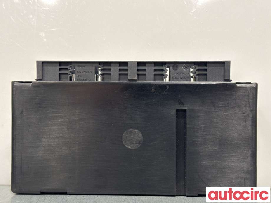 Diverse deler til BMW 5-Serie 2003-2010 (E60/E61) (E60/E61) (BMW|61359221110||61359221109)
