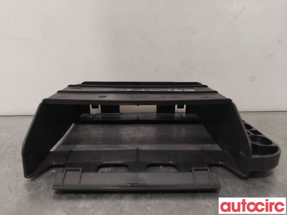 Innredning pakke til VW Jetta 2011-->>  (VOLKSWAGEN|5K0971846|)