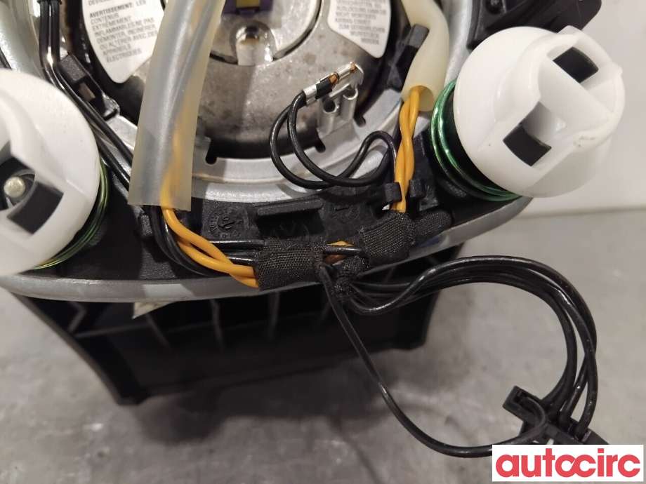 Airbag rattpute til VW Jetta 2011-->>  (VOLKSWAGEN|1KM880201G|34079779CA3|1KM880201B)