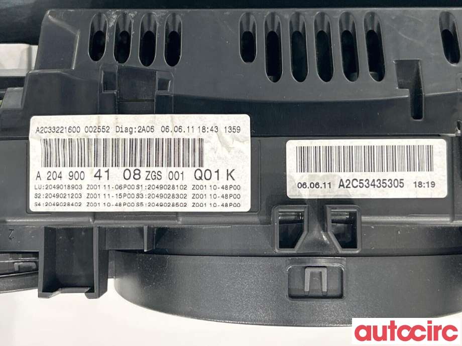 Instrumentpanel til Mercedes C-Klasse 2011-2014 (Fase 2) (W204) (W204) (MERCEDES|A2049004108)