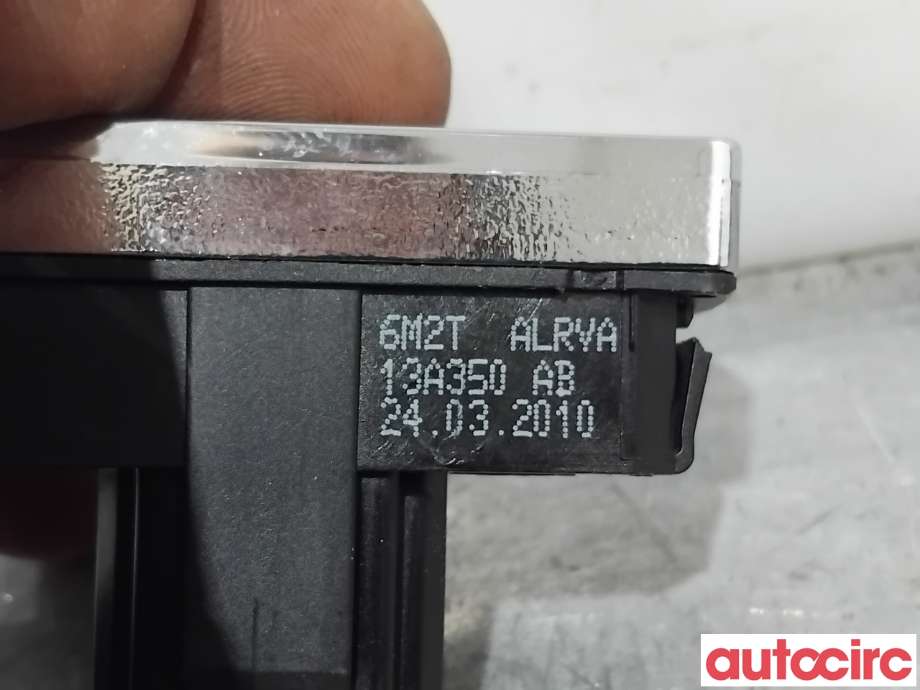 Bryter nødblink til Ford Mondeo 2007-2010 (Type IV, Fase 1)  (FORD|1553762||6M2T13A350AB)