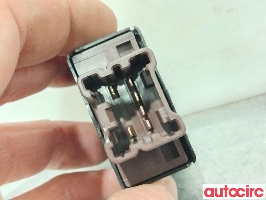 Bryter setevarme til Nissan Leaf 2011-2017 (Type I)  (NISSAN|255001EA0A|)