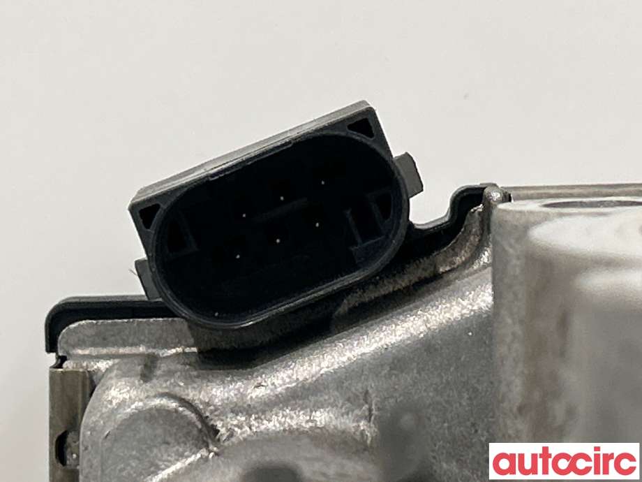 Spjeldhus til Mercedes ML 2005-2011 (W164) (W164) (MERCEDES|A6420900070|0281002678)