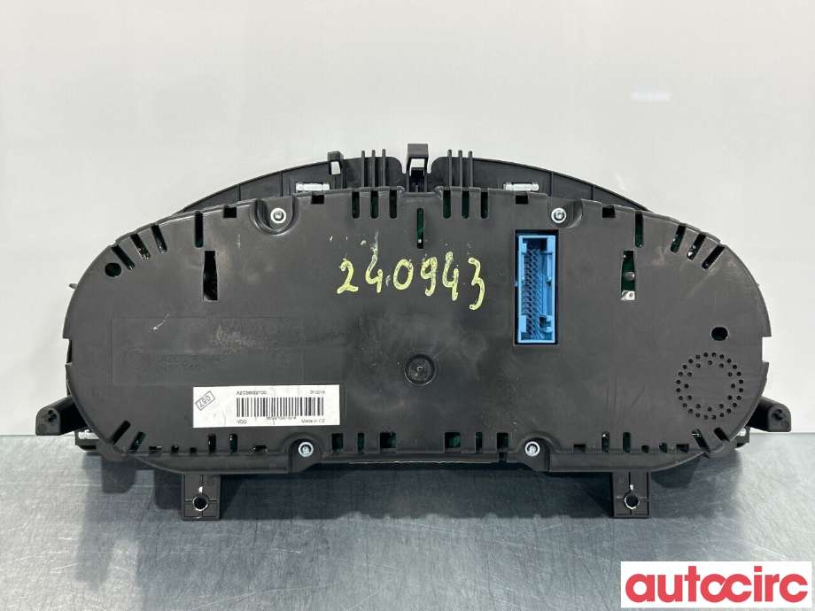 Instrumentpanel til VW Passat 2011-2015 (B7) (B7) (VOLKSWAGEN|3AA920870MX||3AA920870M)