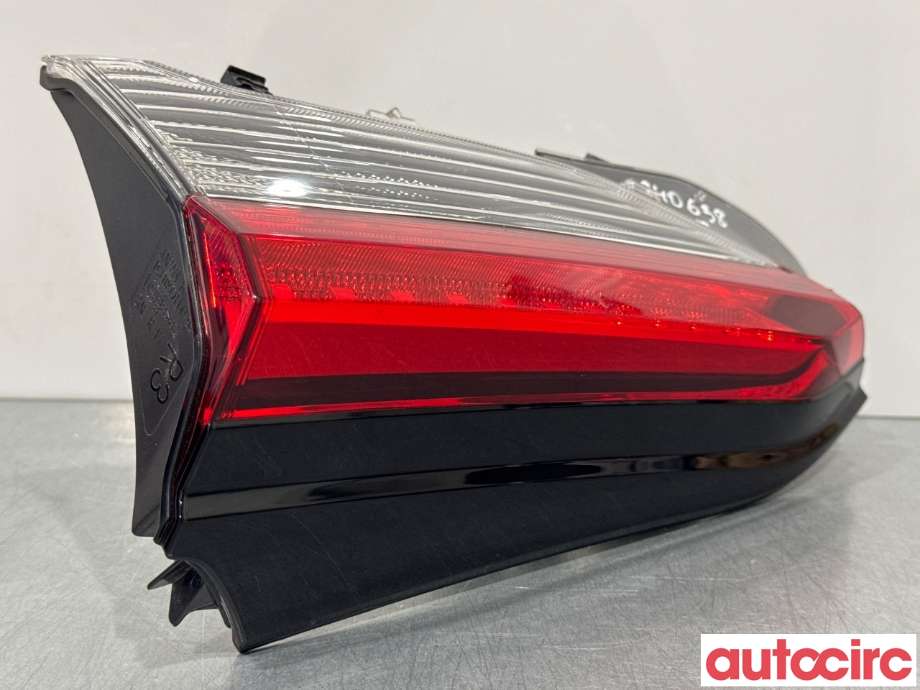 Baklykt høyre indre til Toyota RAV4 2019-->> (Type V)  (TOYOTA|8158142151|A4S211-0001|81580-42151)