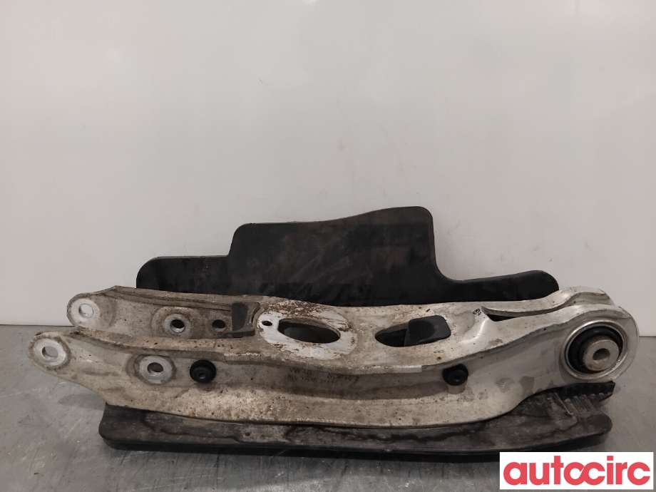 Bærebru venstre bak til Audi A4 2020-->> (Type V, Fase 2) (B9) (B9) (AUDI|8W0505311H|)