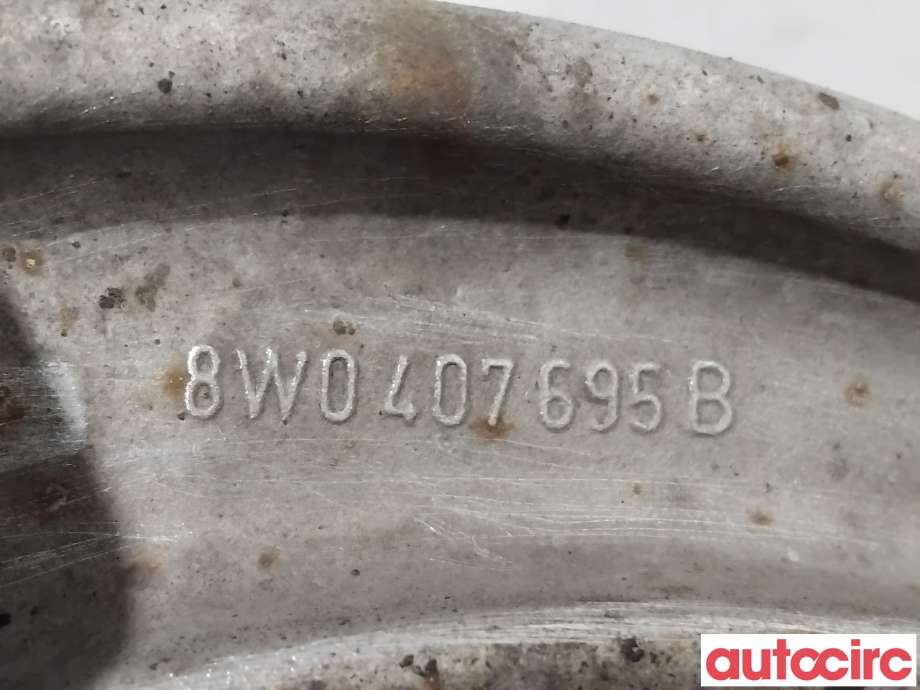 Bærebru venstre foran nedre til Audi A4 2020-->> (Type V, Fase 2) (B9) (B9) (AUDI|8W0407693B|8W0407695B|8W0407693A)