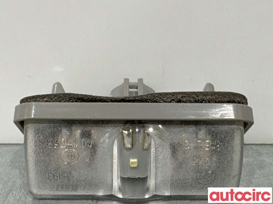 Skiltlys til Toyota RAV4, 2019-->> (Type V)  (TOYOTA|8127033110)