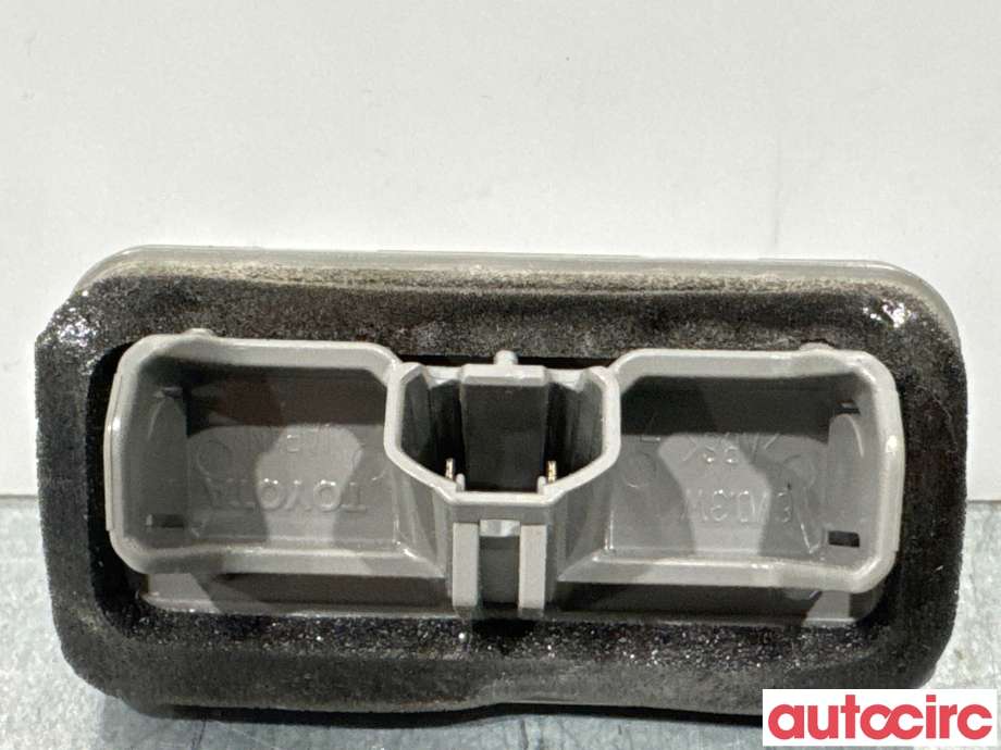 Skiltlys til Toyota RAV4 2019-->> (Type V)  (TOYOTA|8127033110|)