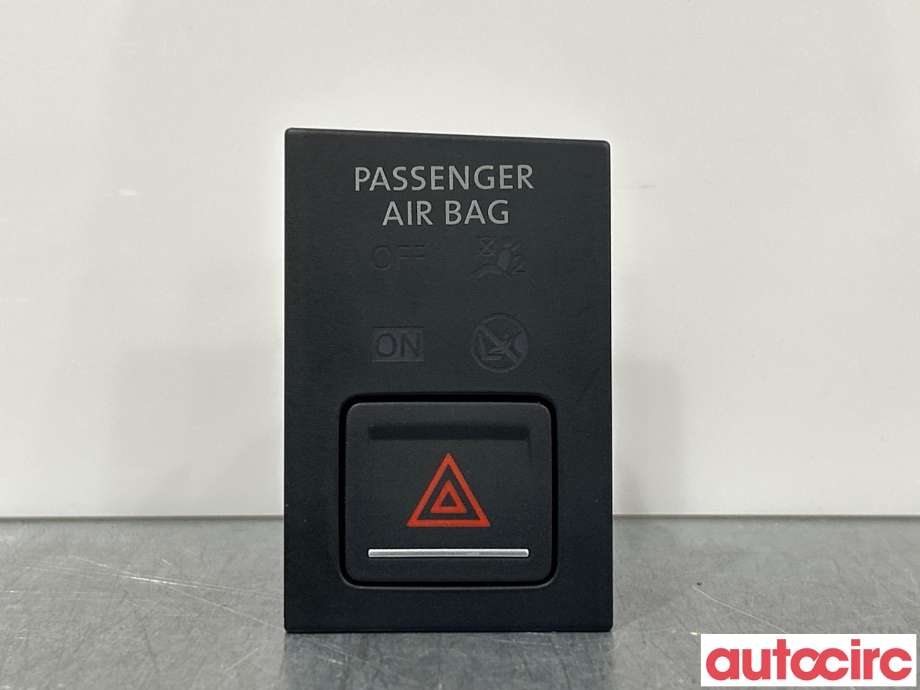 Bryter nødblink til VW Golf VII, 2012-2017 (Fase 1)  (VOLKSWAGEN|5G0953509A)