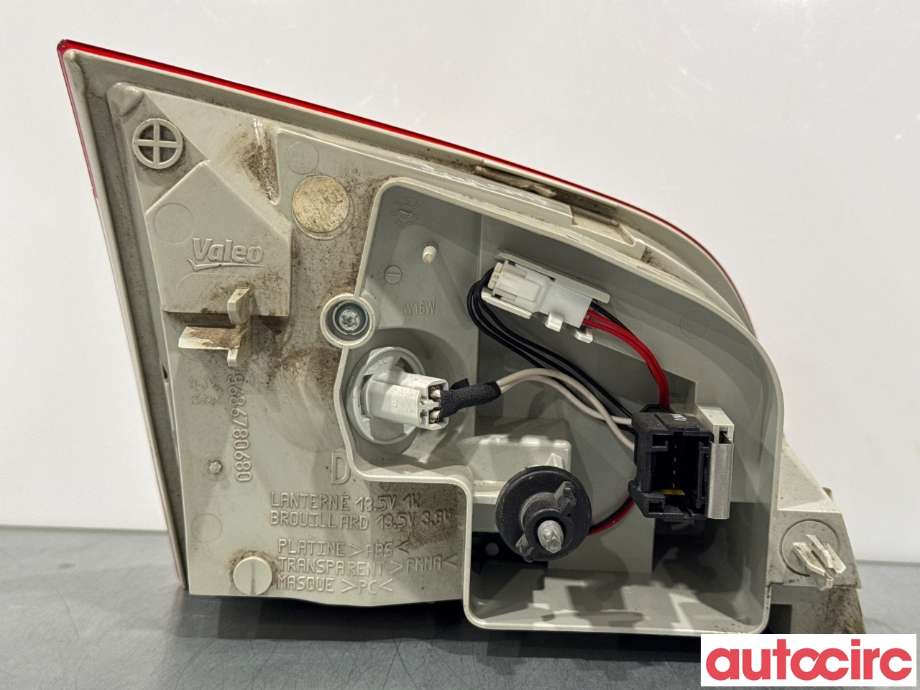 Baklykt høyre indre til Peugeot 508 2011-2014 (Type I, Fase 1)  (PEUGEOT|6351LZ||9686780680)