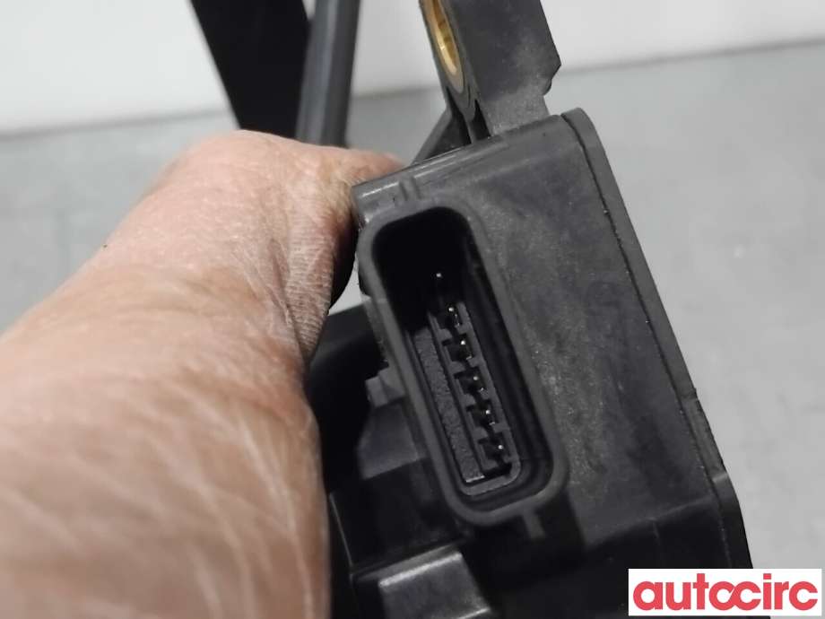 Pedal gass til Nissan X-Trail 2007-2014 (T31) (T31) (NISSAN|18002JG40B|)