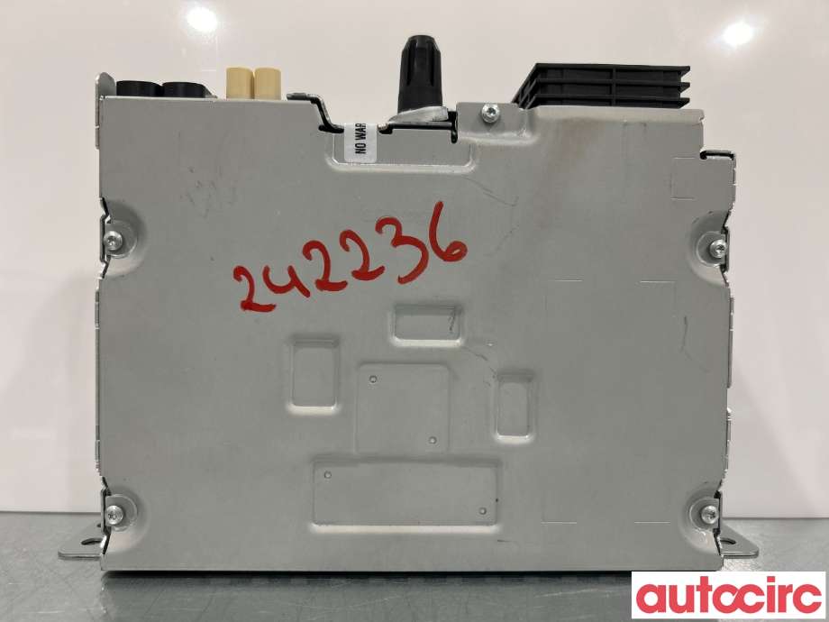 Bilstereo navigasjon til Peugeot 208 2019-->> (Type II)  (PEUGEOT|1686914680|9844106080)