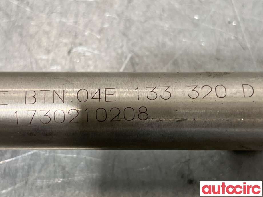 Dyseskinne (fuelrail) til VW Golf Sportsvan 2014-2018  (VOLKSWAGEN|04E133320D|)