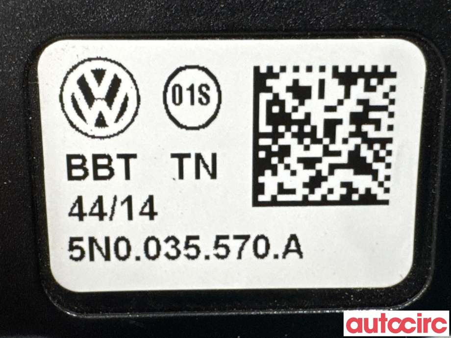 Antenne forsterker til VW Tiguan 2011-2016 (Type I, Fase 2)  (VOLKSWAGEN|5N0035570A|)