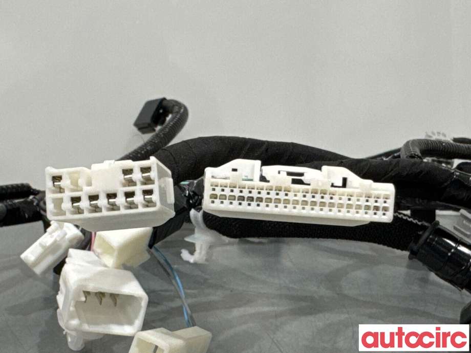 Ledningsnett til Toyota RAV4 2019-->> (Type V)  (TOYOTA|8218442A70||82184-42A70)