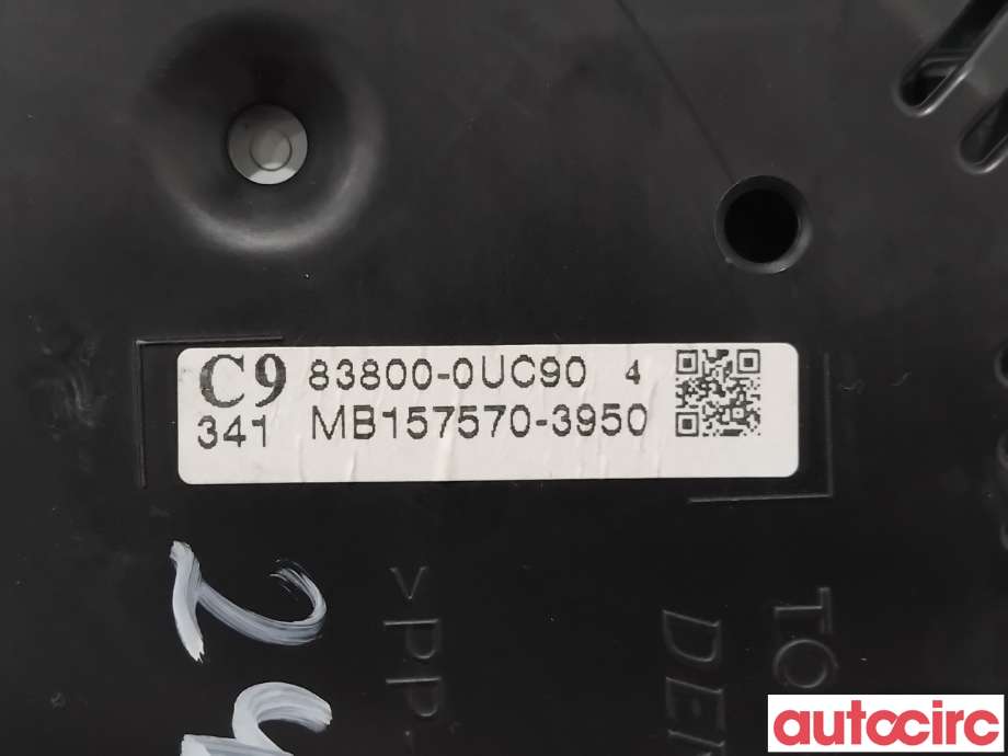 Instrumentpanel til Toyota Yaris 2014-2020 (Type III, Fase 2)  (TOYOTA|838000UC90|MB157570-3950|83800-0UC90)