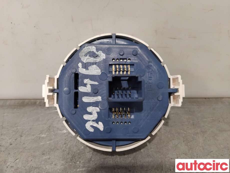 Bryter nødblink til Toyota Yaris 2014-2020 (Type III, Fase 2) (TOYOTA|839500D100|)