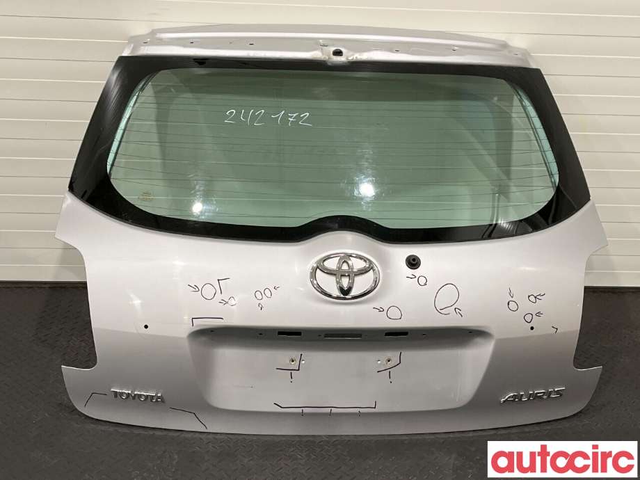 Bakluke combi til Toyota Auris 2010-2012 (Type I, Fase 2) (TOYOTA|6700502200)
