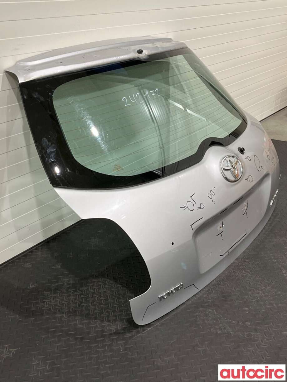 Bakluke combi til Toyota Auris 2010-2012 (Type I, Fase 2) (TOYOTA|6700502200)