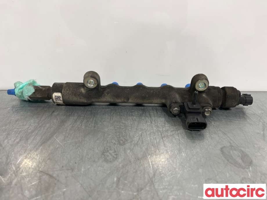 Dyseskinne (fuelrail) til Mazda 6 2010-2013 (Type II, Fase 2)  (MAZDA|R2BF-13-GC0|)