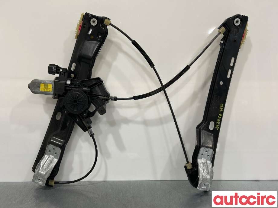 Ruteheis høyre foran til Land Rover Range Rover, Evoque 2011-2019 (Type I) (LAND-ROVER|BJ3223270AA|LR031660|918957102)