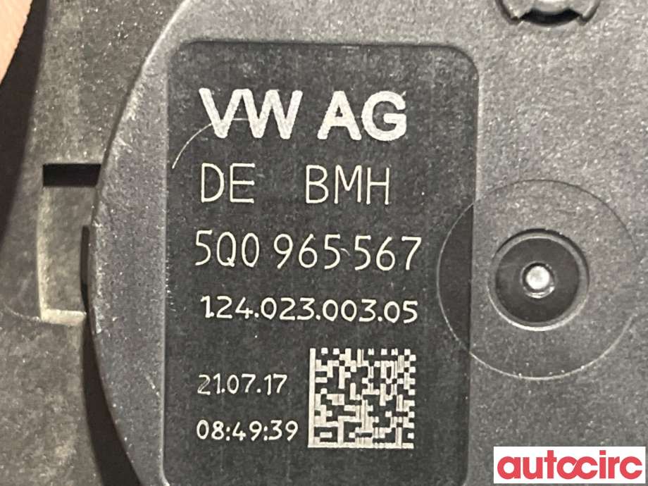Sirkulasjonspumpe til VW Golf Sportsvan 2014-2018 (VOLKSWAGEN|5G0965567A|5Q0965567|5Q0965567N)