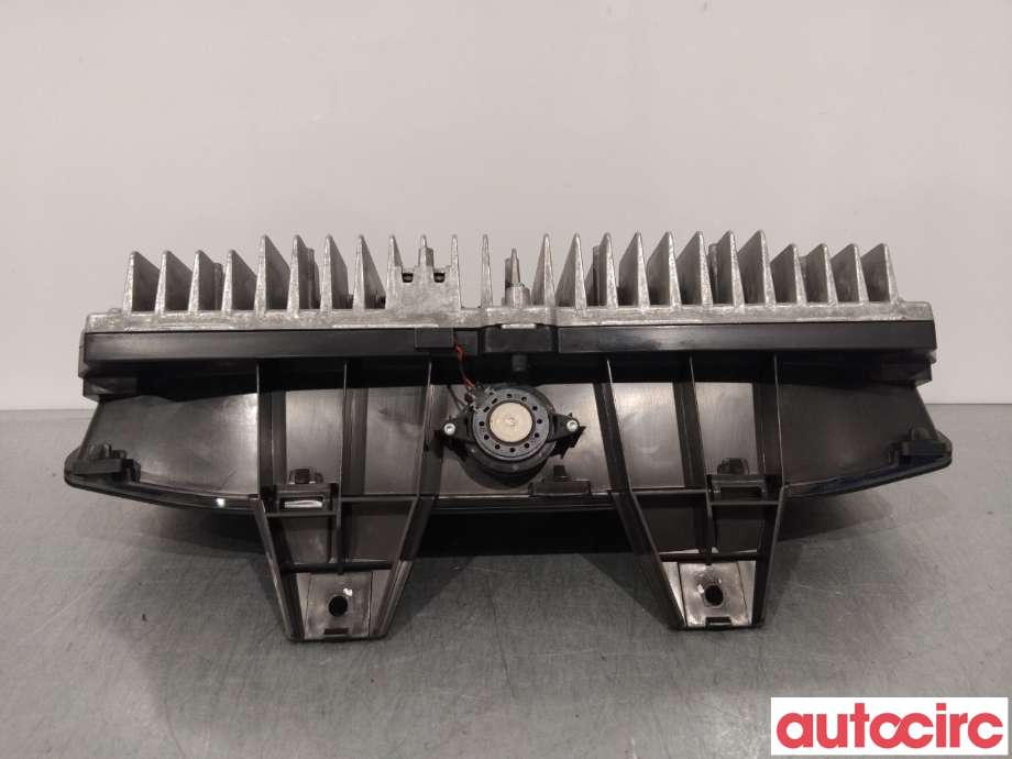Instrumentpanel til Land Rover Discovery 2017-->> (Type V)  (LAND-ROVER|LR108389|JY3210F844JD)