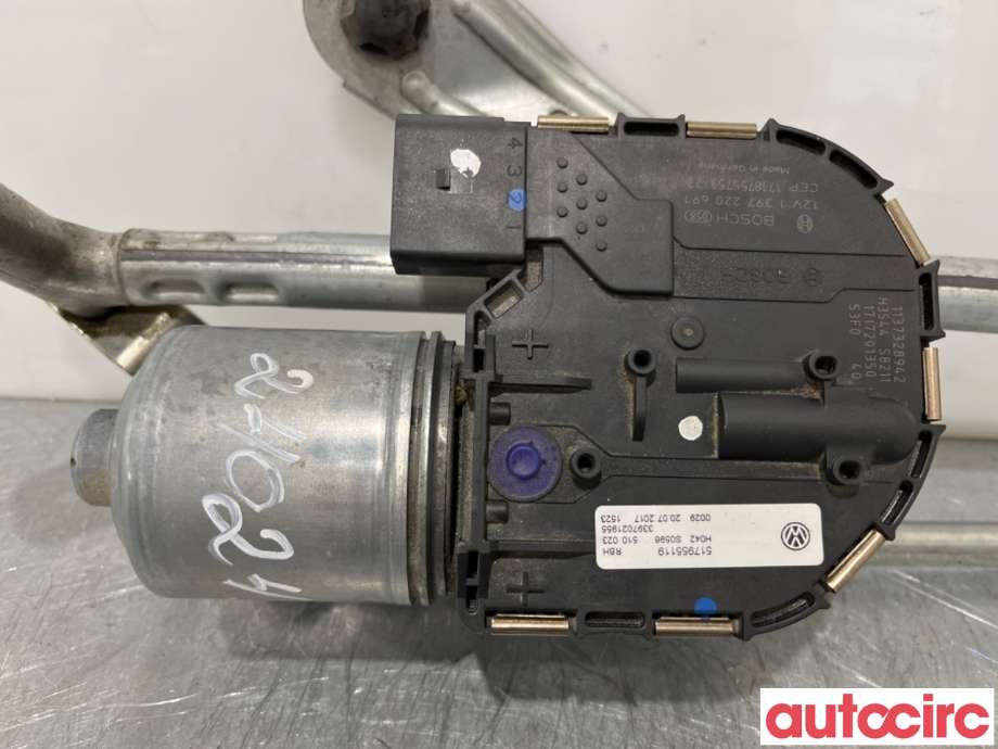 Viskermotor frontrute til VW Golf Sportsvan 2014-2018  (VOLKSWAGEN|517955023C|1397220691)