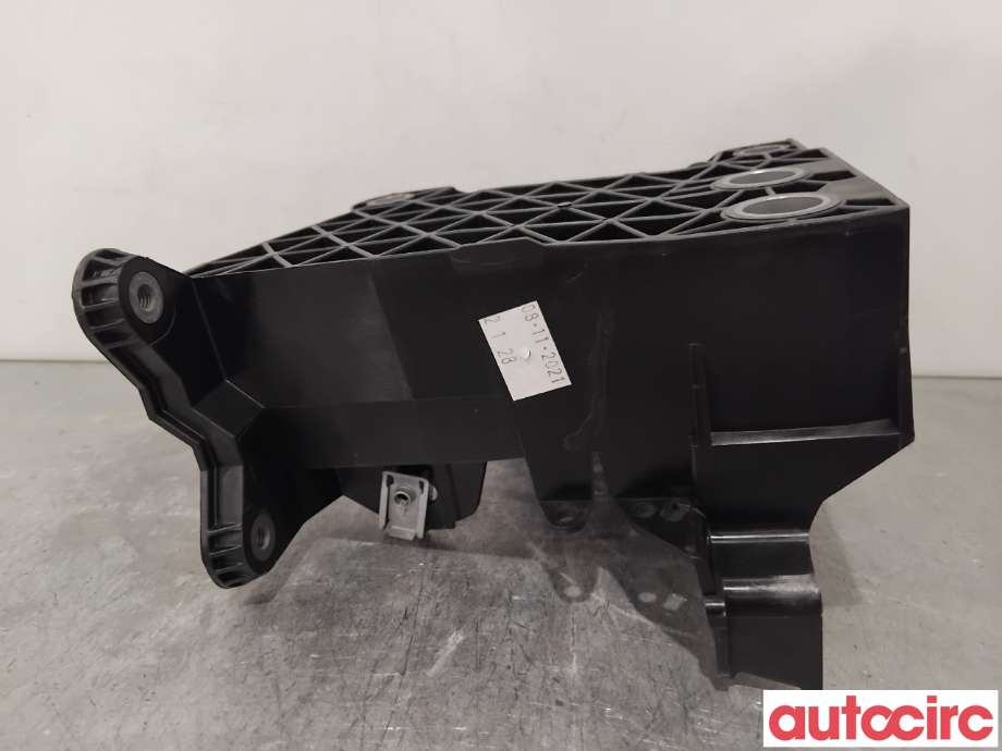 Frontplate øvre til Mercedes EQS 2021-->> (V297) (V297) (MERCEDES|A2976206600|)