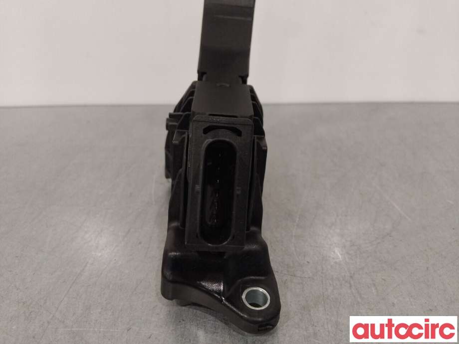 Pedal gass til Audi A4 2020-->> (Type V, Fase 2) (B9) (B9) (AUDI|8W1723523)