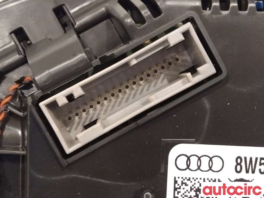 Instrumentpanel til Audi A4 2020-->> (Type V, Fase 2) (B9) (B9) (AUDI|8W5920790E)